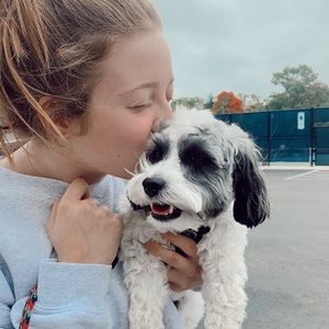 Meet your Posher, Emma